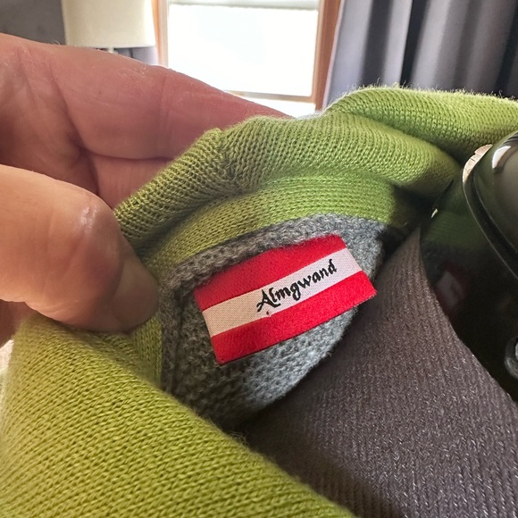 Almgwand grey wool cardigan made in Germany sz 42 - Picture 8 of 12